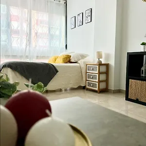 https://precioso-estudio-con-piscina-junto-a-la-playa.es-andalucia.com